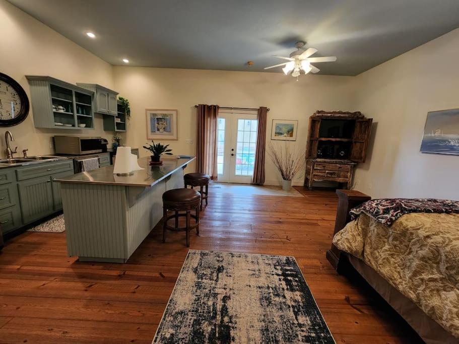 ホテル Deer Run Estate Llc Marshfield エクステリア 写真